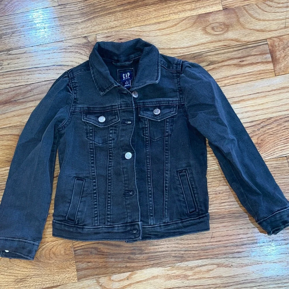 GAP never worn